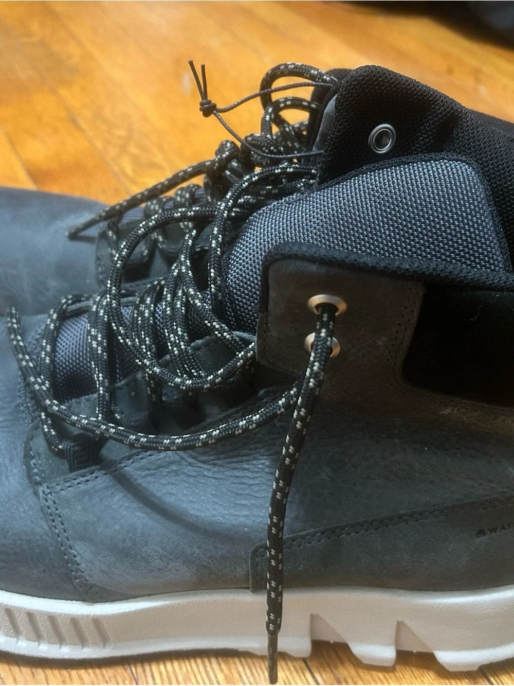 Sorel worn maybe